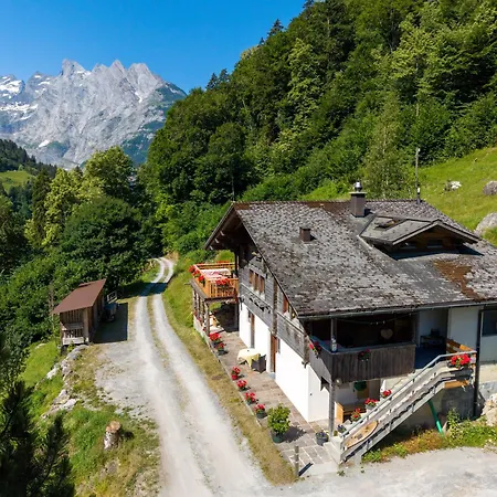 Gaestehaus Milital *